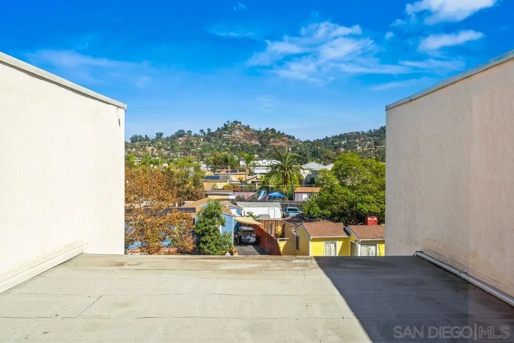 4900 Rosehedge Dr #304, La Mesa, CA 91942, photo 25