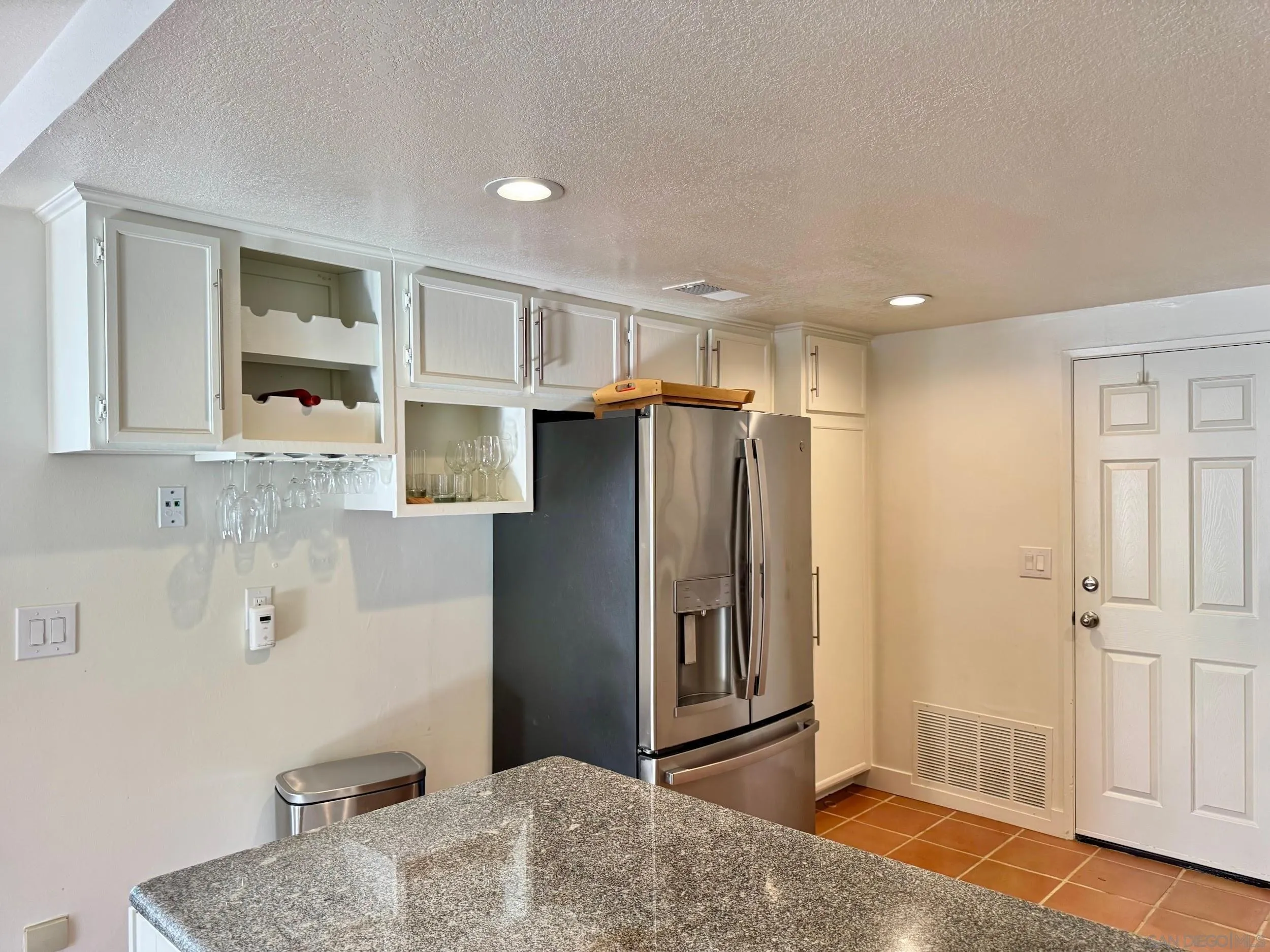 2108 Sea Village Circle, Cardiff By The Sea, CA 92007, photo 6