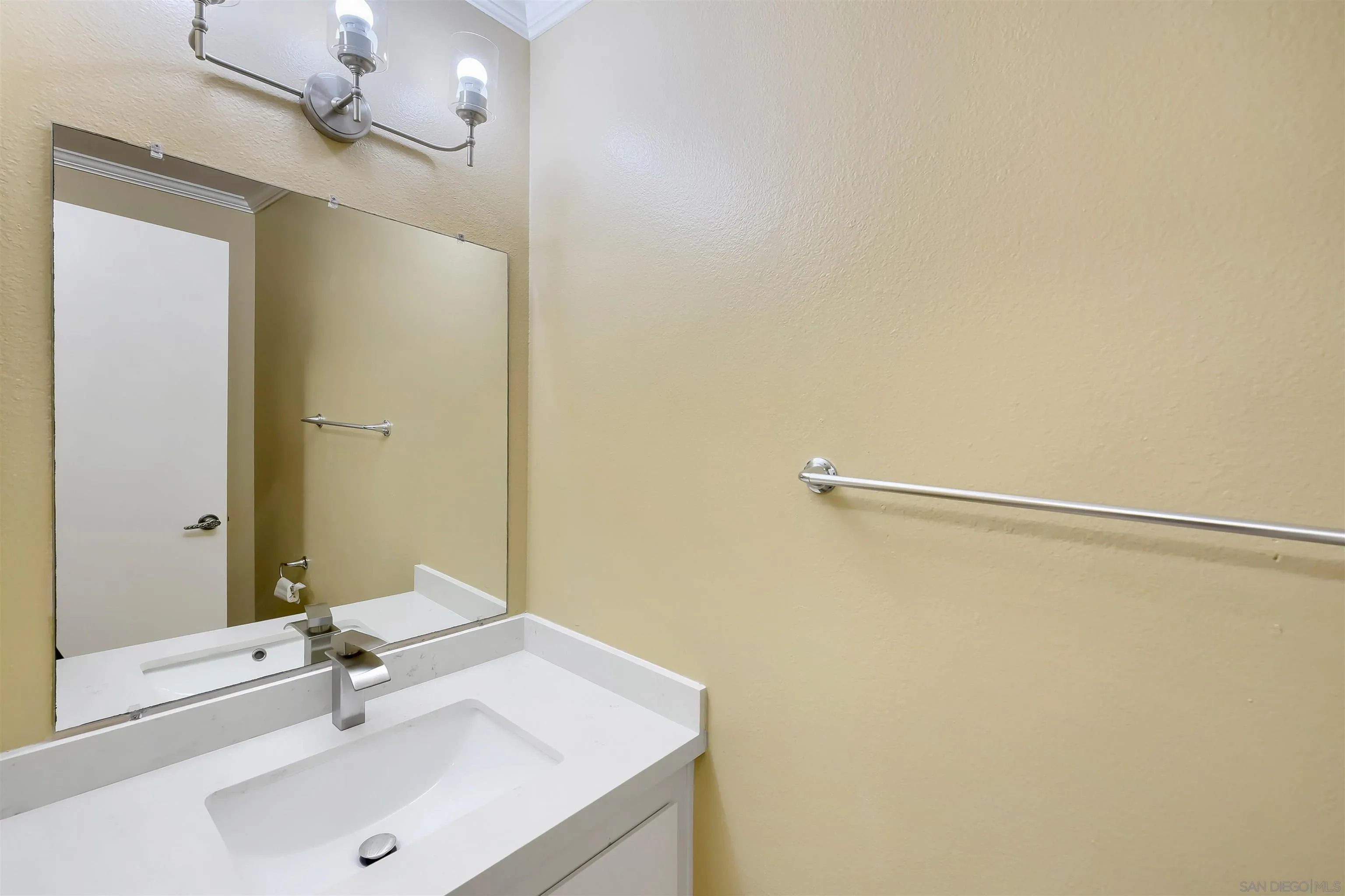 https://cdn.realtyfeed.com/cdn/127/260024296/3aa07b0364fc6dc6f06c90019e0eac11.webp