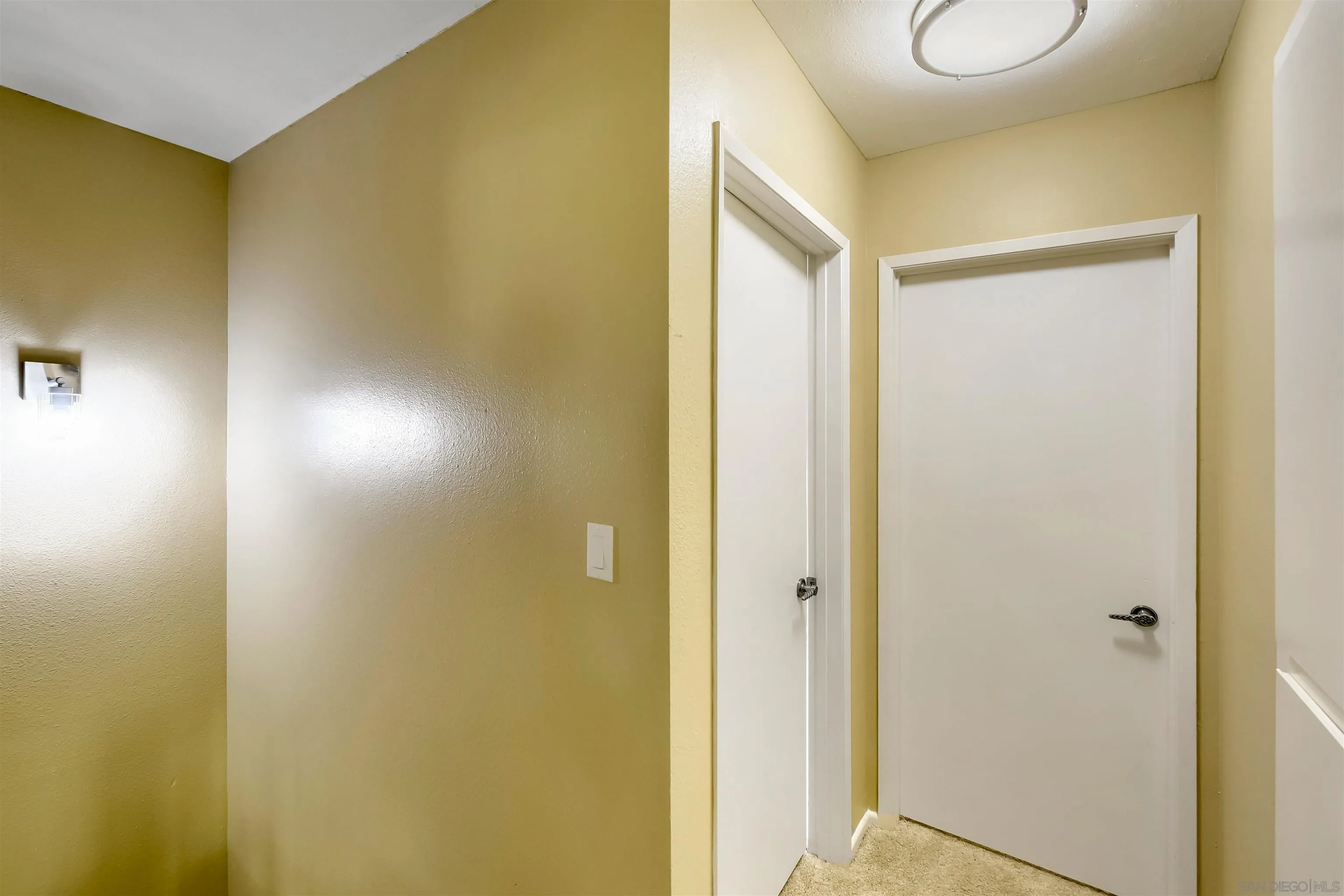 https://cdn.realtyfeed.com/cdn/127/260024296/4d2f07ccee32acc9d743a8b1b35f3153.webp