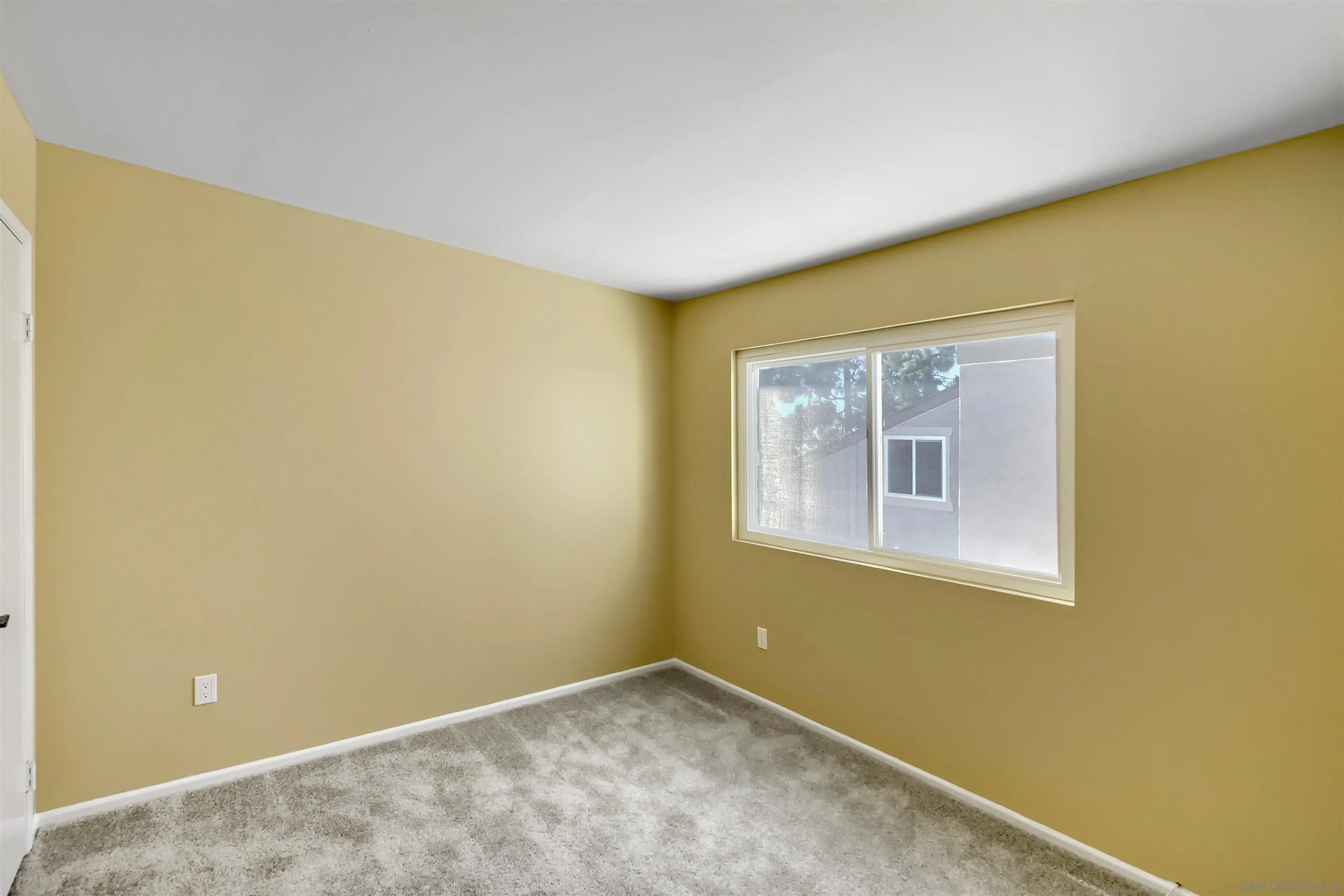 https://cdn.realtyfeed.com/cdn/127/260024296/c38681d1a4a14a859ae45823ca3cc16d.webp