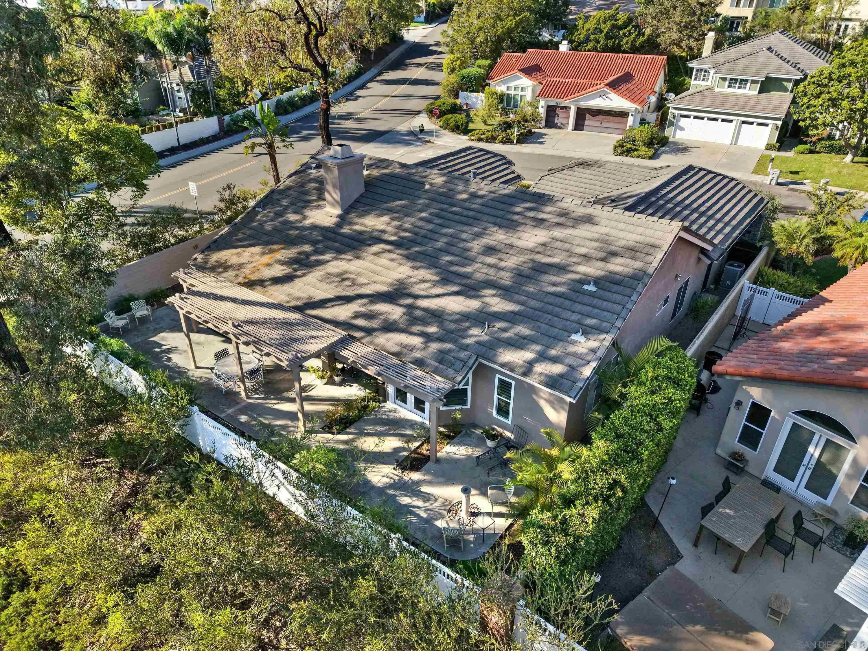 https://cdn.realtyfeed.com/cdn/127/260024300/3d7880a809c38c14600d3af73151a098.webp