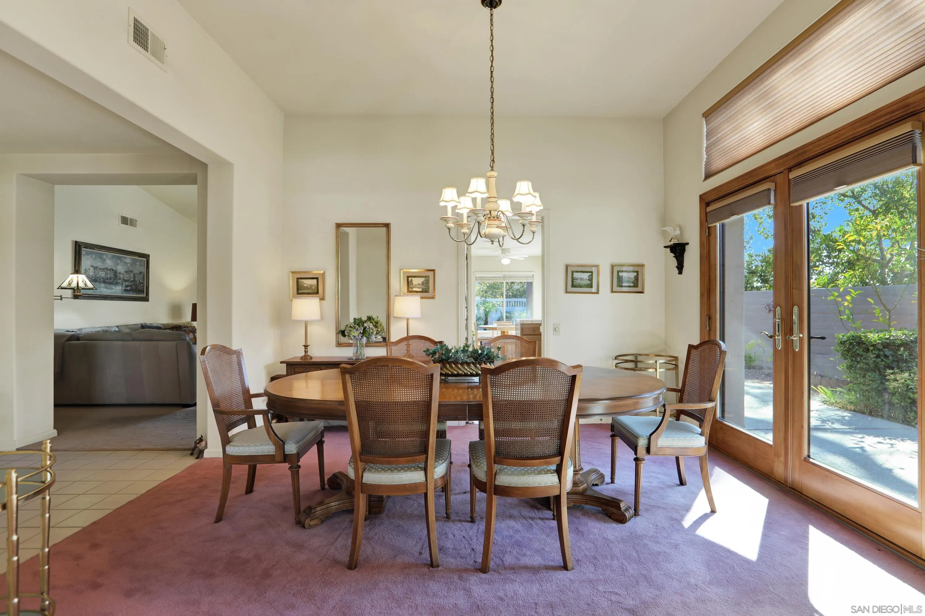 https://cdn.realtyfeed.com/cdn/127/260024300/fd08439d75436111e985c6b625e74758.webp
