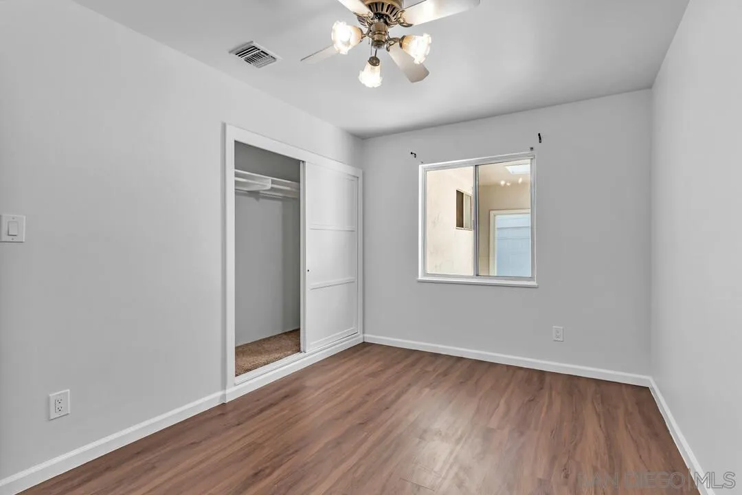 https://cdn.realtyfeed.com/cdn/127/260024304/810738dff13723c80568ccccf07b1202.webp