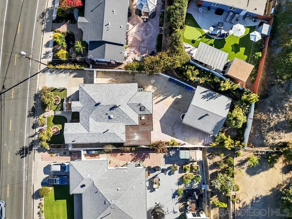 https://cdn.realtyfeed.com/cdn/127/260024304/c12255df01d5c0469cf6e445560c97f4.webp