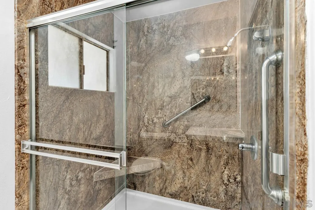 https://cdn.realtyfeed.com/cdn/127/260024304/f4b4d26cdfc573d6c28b3d80276dfd52.webp