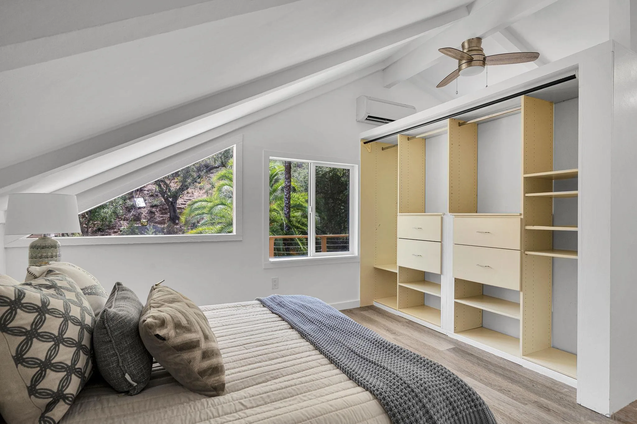 https://cdn.realtyfeed.com/cdn/127/260024305/72d03528fb307b92c3ee4ba9e9743541.webp