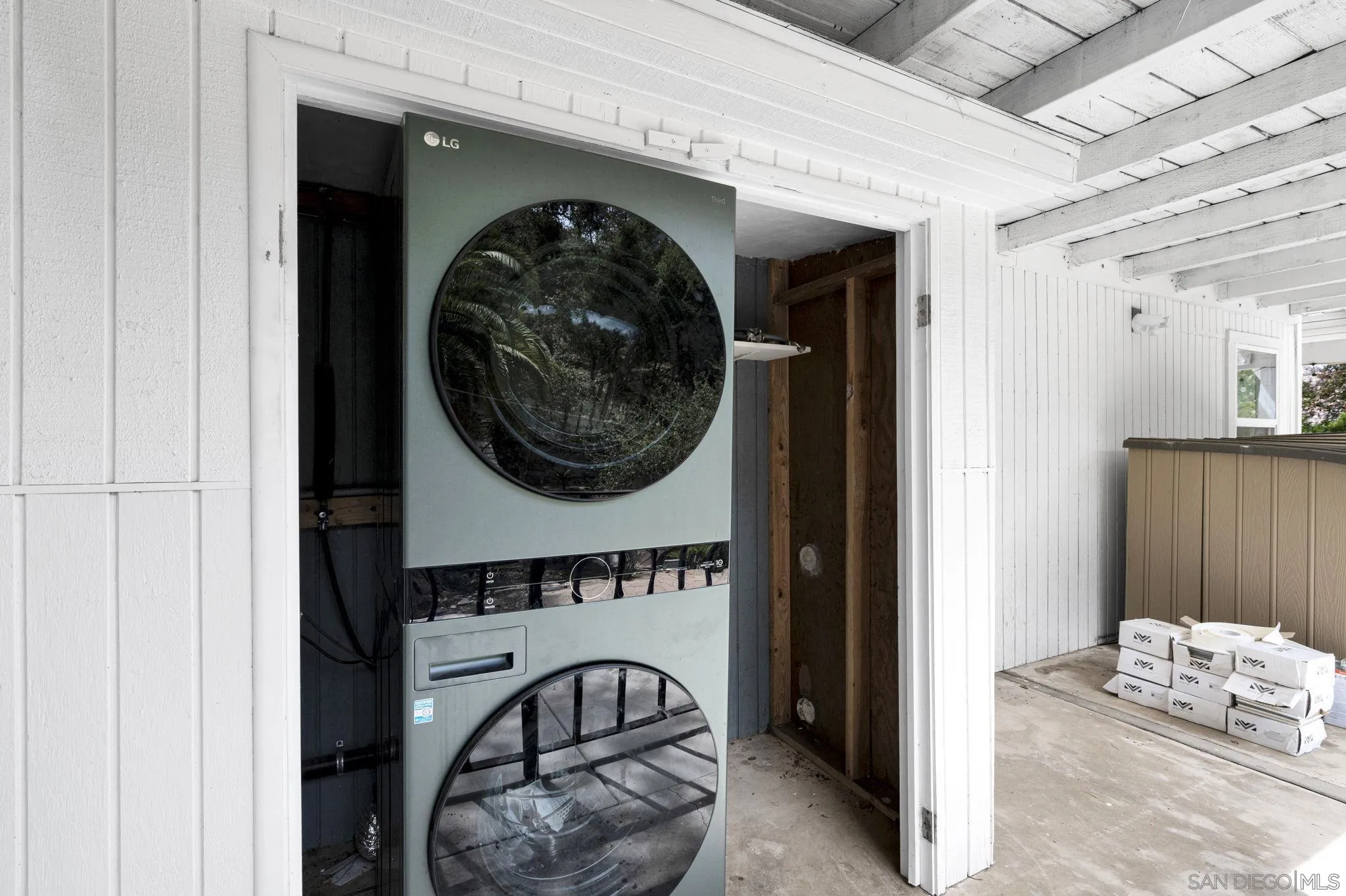 https://cdn.realtyfeed.com/cdn/127/260024305/89fca2ecc7884a107171d286c242a0ec.webp