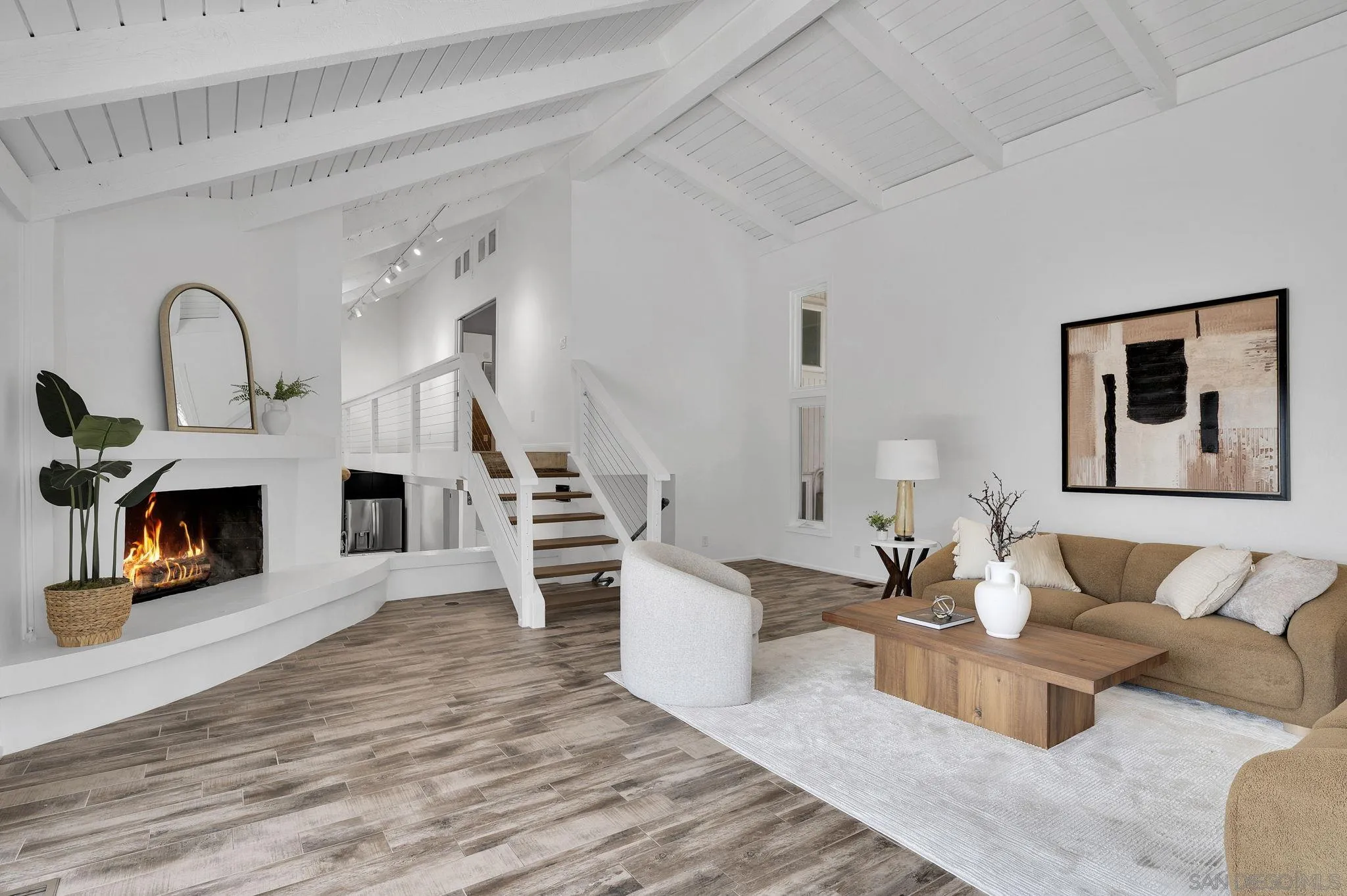 https://cdn.realtyfeed.com/cdn/127/260024305/b45932b9aa7b4818c2f014ffa50f97ea.webp
