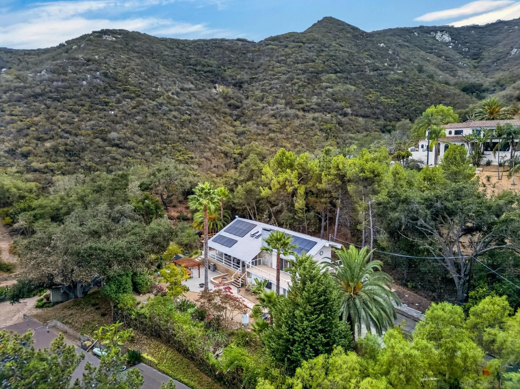 https://cdn.realtyfeed.com/cdn/127/260024305/bc3b96ef0c796a8bd2faac09fd734c8b.webp