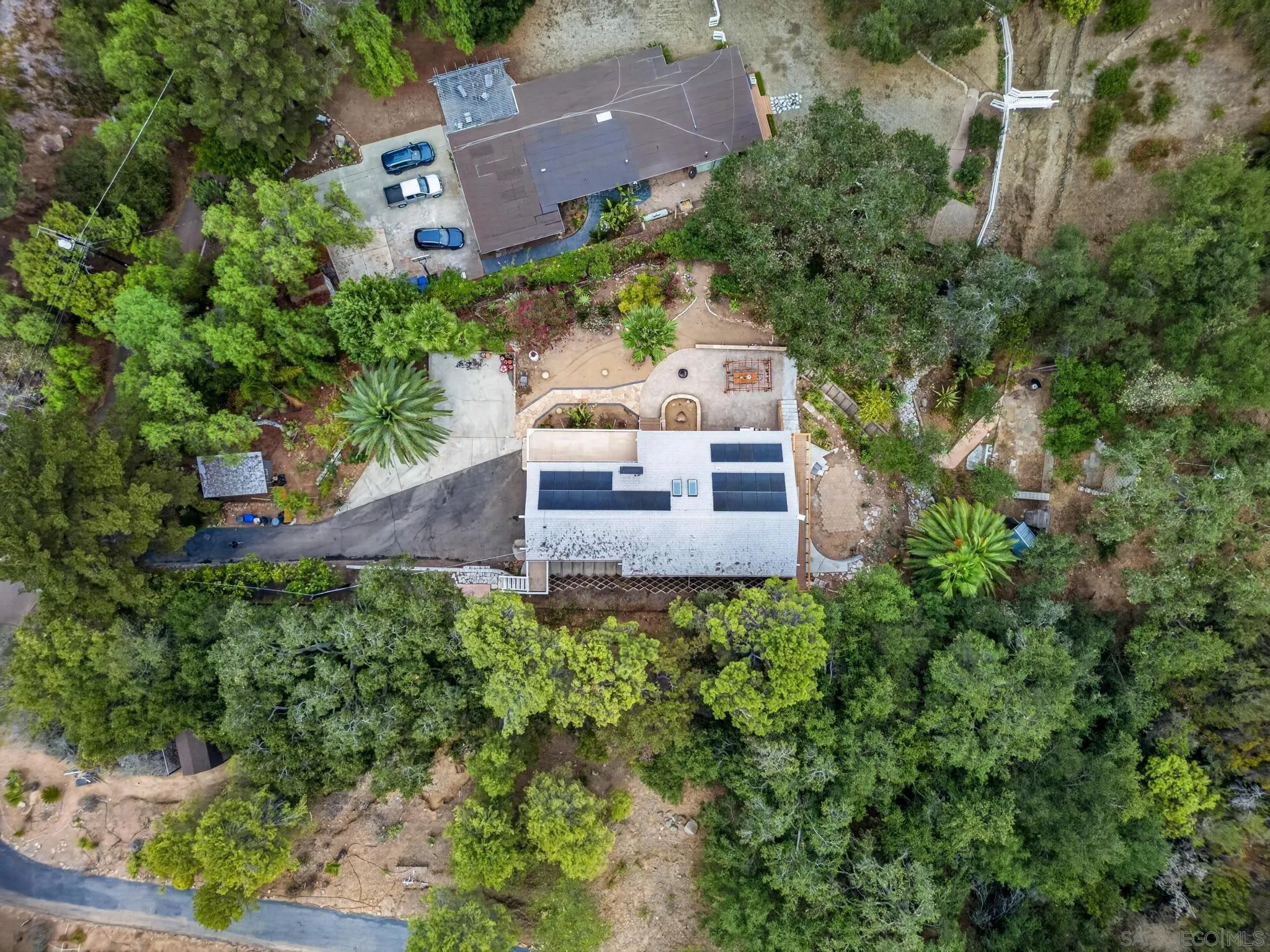 https://cdn.realtyfeed.com/cdn/127/260024305/cc7f7b48eeac78b94aa33bf8c2fc4804.webp