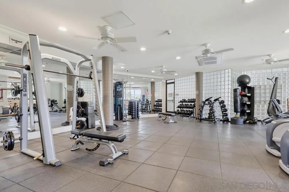 https://cdn.realtyfeed.com/cdn/127/260024306/c50ef3be80d6918e0f618f5d877ba8a0.webp