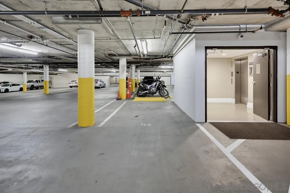 https://cdn.realtyfeed.com/cdn/127/260024306/cd67beefd180be04139e8a4b4032e888.webp