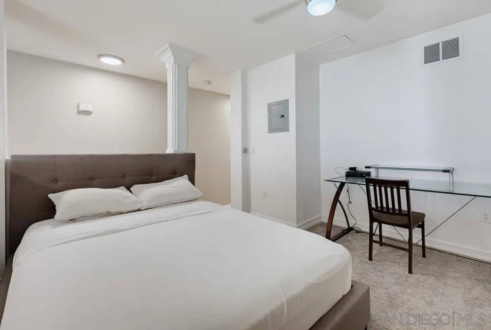https://cdn.realtyfeed.com/cdn/127/260024306/ee520aa2a40024c75f03bef17cb1000b.webp