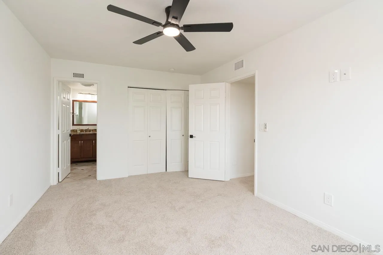 https://cdn.realtyfeed.com/cdn/127/260024314/a290ff6038415ca1a94926ae9ac8a1f1.webp