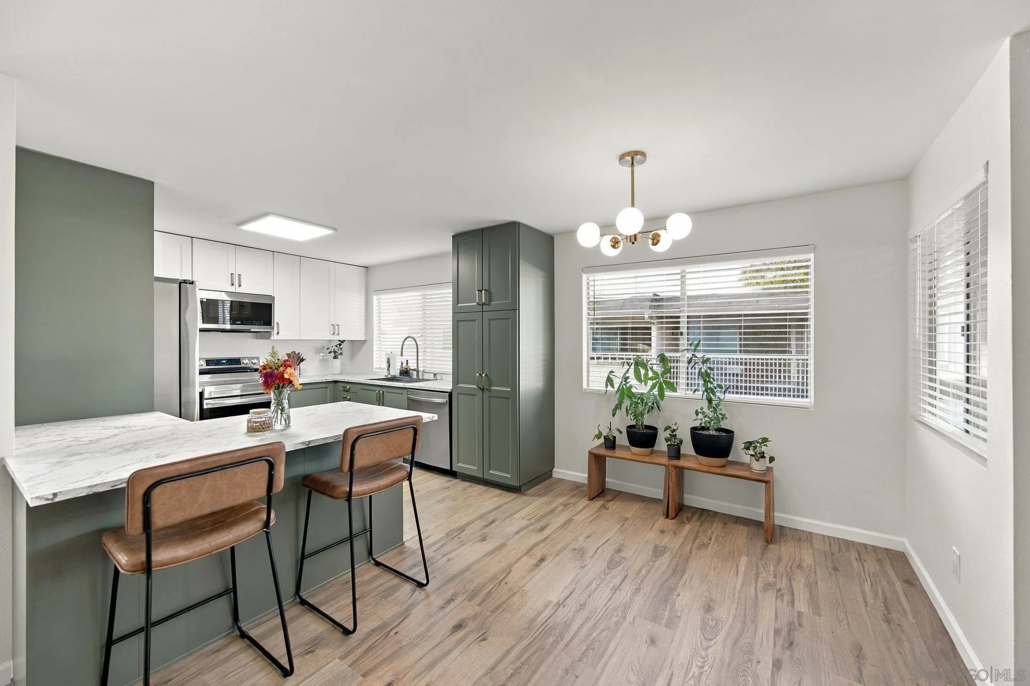 https://cdn.realtyfeed.com/cdn/127/260024321/0b1d7487e5f1510ba2410a3fd44bbced.webp