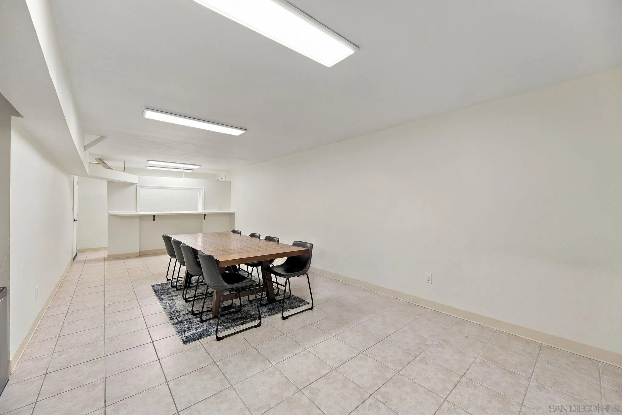 https://cdn.realtyfeed.com/cdn/127/260024321/270e1ff31162dd91821e11dd2d883e81.webp