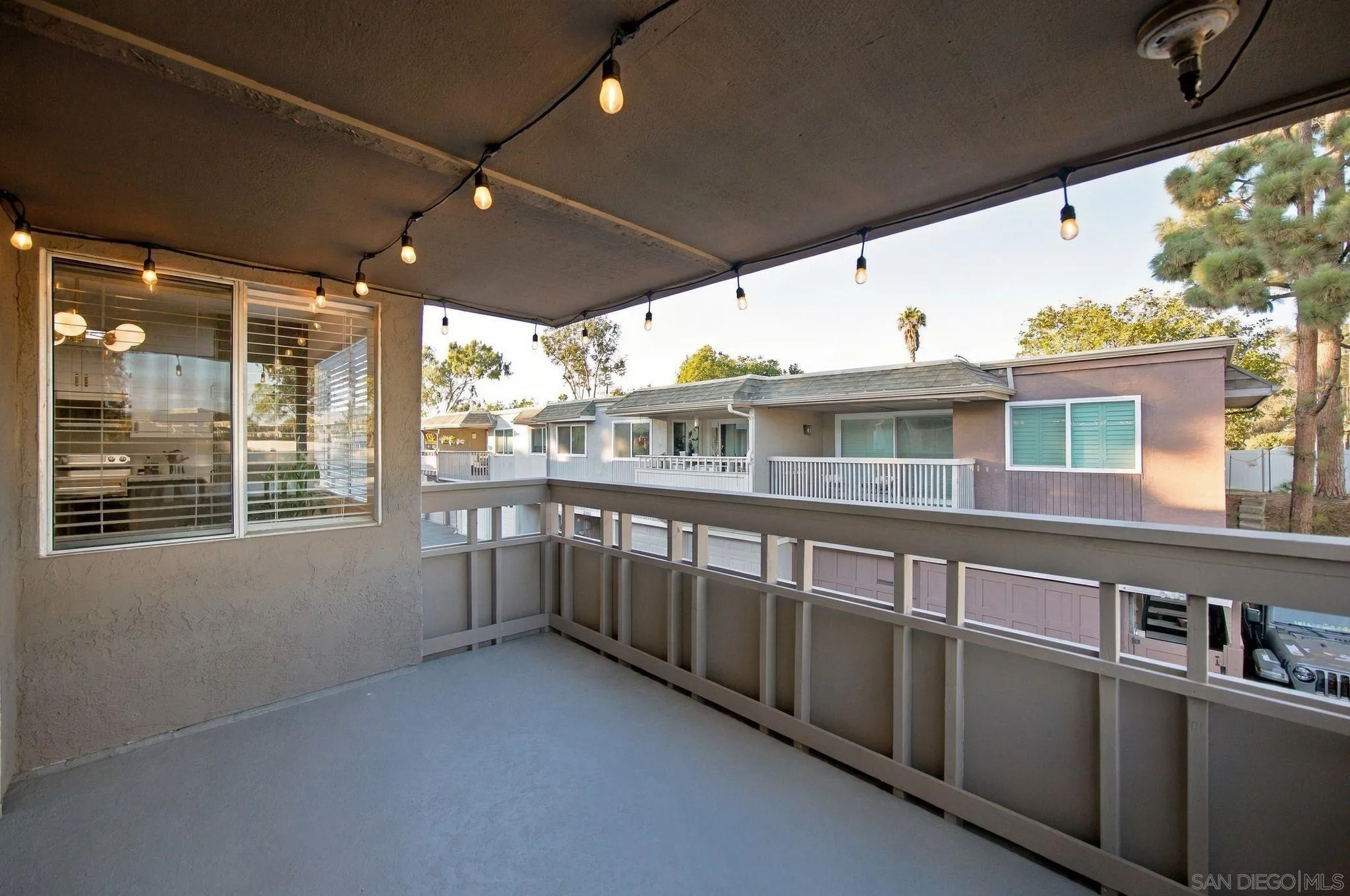 https://cdn.realtyfeed.com/cdn/127/260024321/7f48b809d6381bd9b854958aa939c5d5.webp