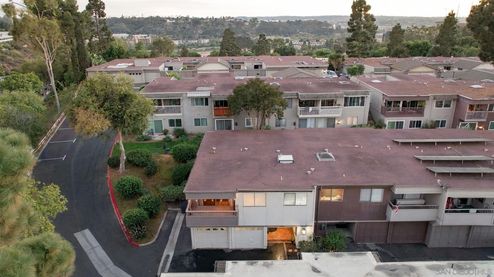 https://cdn.realtyfeed.com/cdn/127/260024321/b2b4822eab4b114c2fee0e23c79381d5.webp