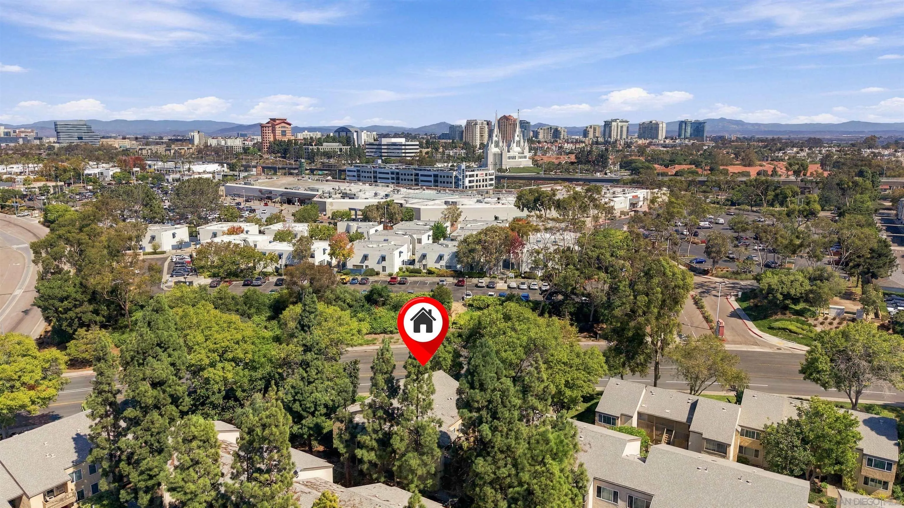 https://cdn.realtyfeed.com/cdn/127/260024322/bdd4cb8146d43890abdf02b43f0f16ec.webp