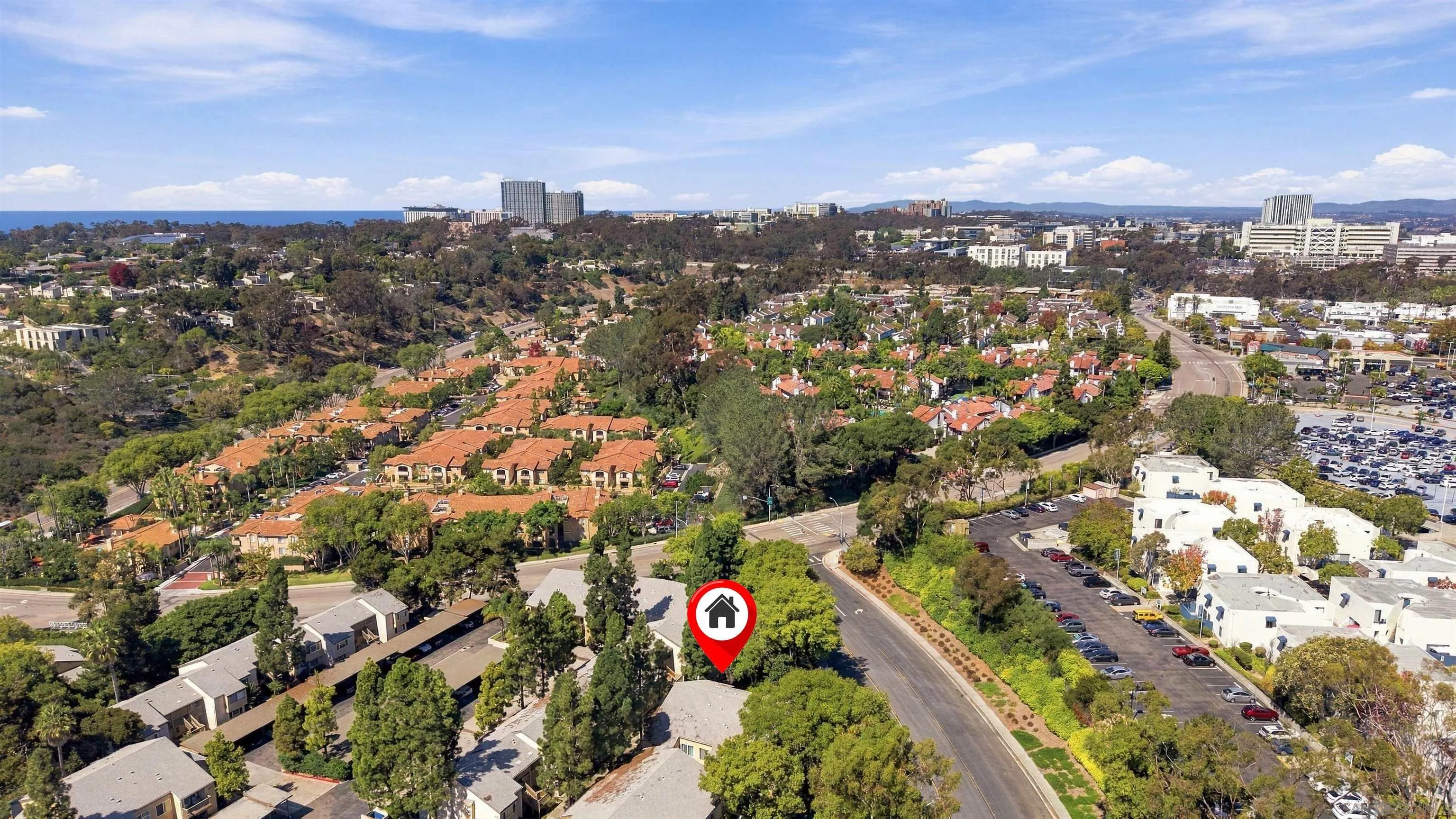 https://cdn.realtyfeed.com/cdn/127/260024322/ca72a087ea7953e16a4d3c19767e8748.webp