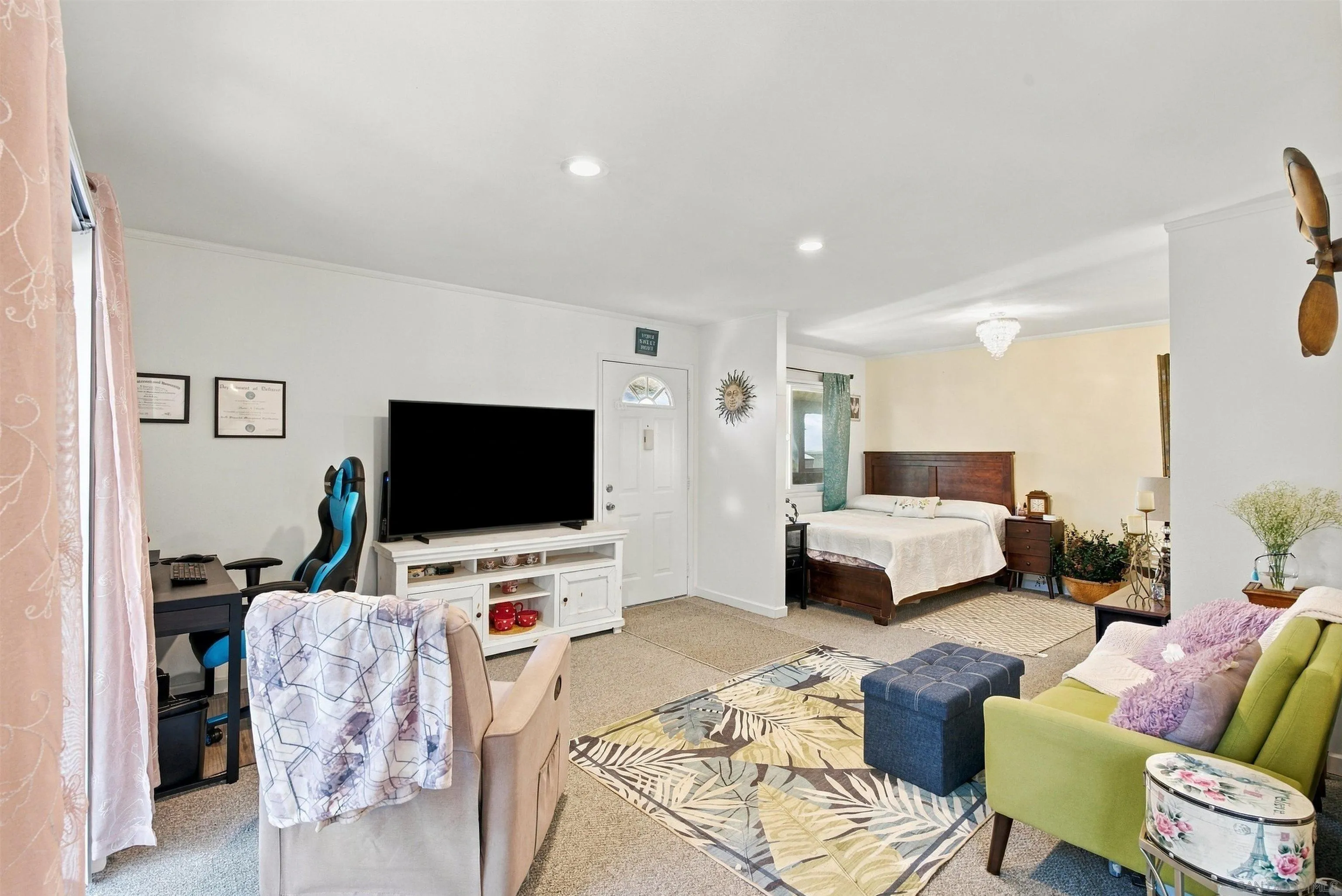 https://cdn.realtyfeed.com/cdn/127/260024322/d96cf36c5aedad7b93439951ca93e20d.webp