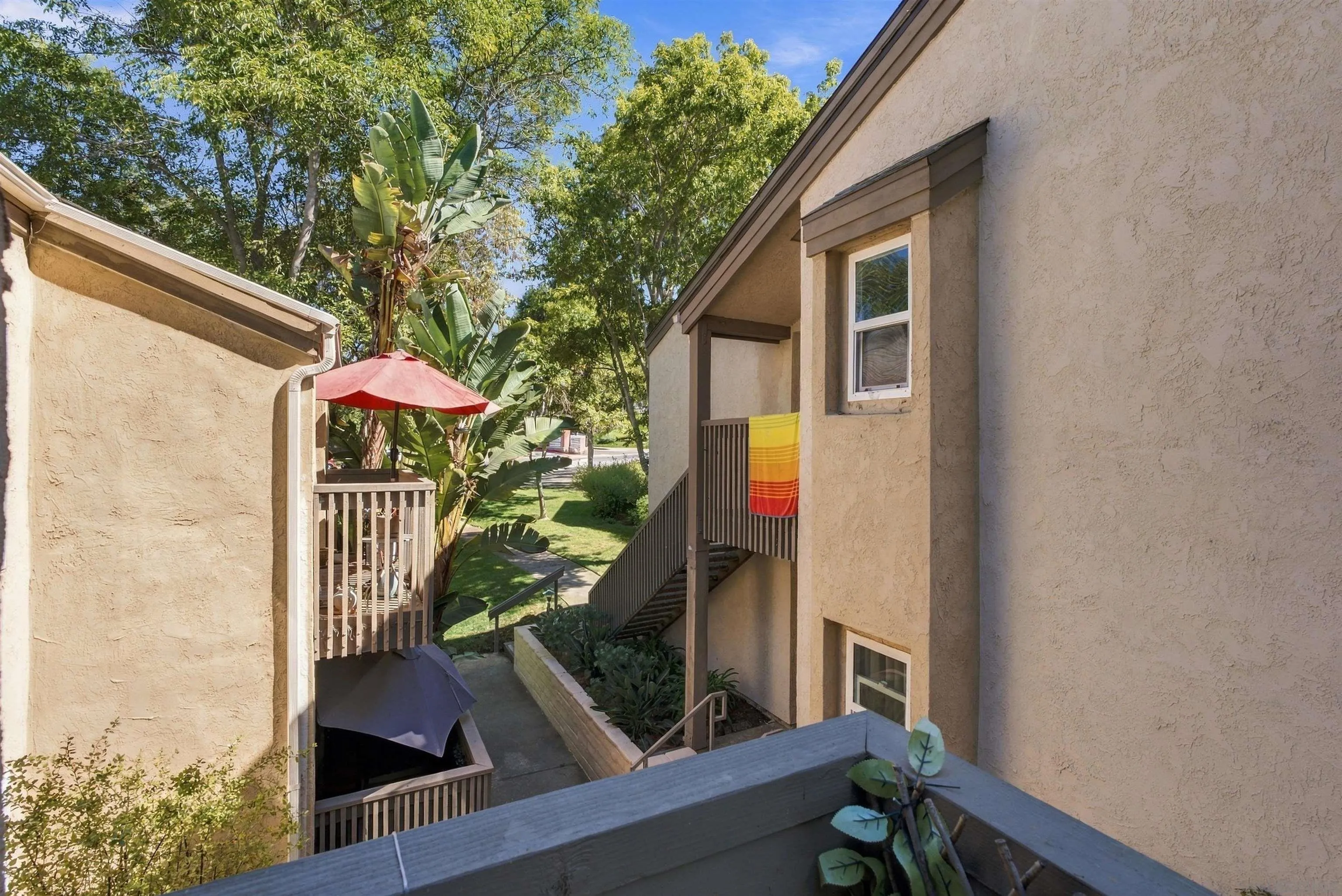 https://cdn.realtyfeed.com/cdn/127/260024322/fc80ce8af16e7818205fbe5ef3c9c193.webp