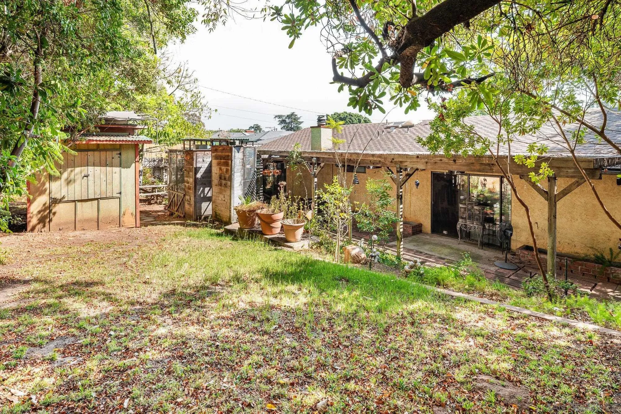 https://cdn.realtyfeed.com/cdn/127/260024328/7ab58e5c1d9dcade364fc1749cd3f2f9.webp