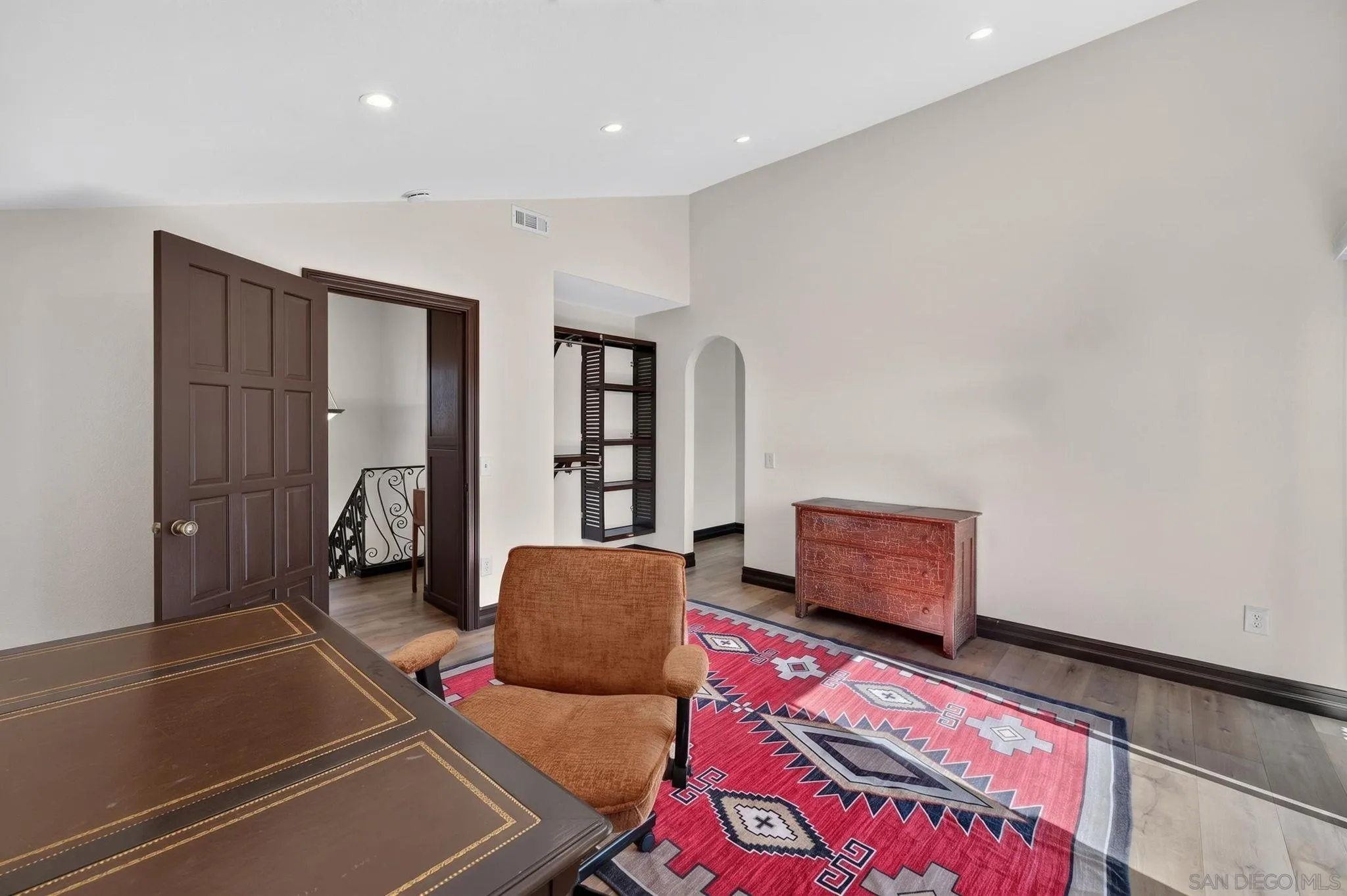 https://cdn.realtyfeed.com/cdn/127/260024340/9a1f998cd9758740b3c9d3d5c064f485.webp
