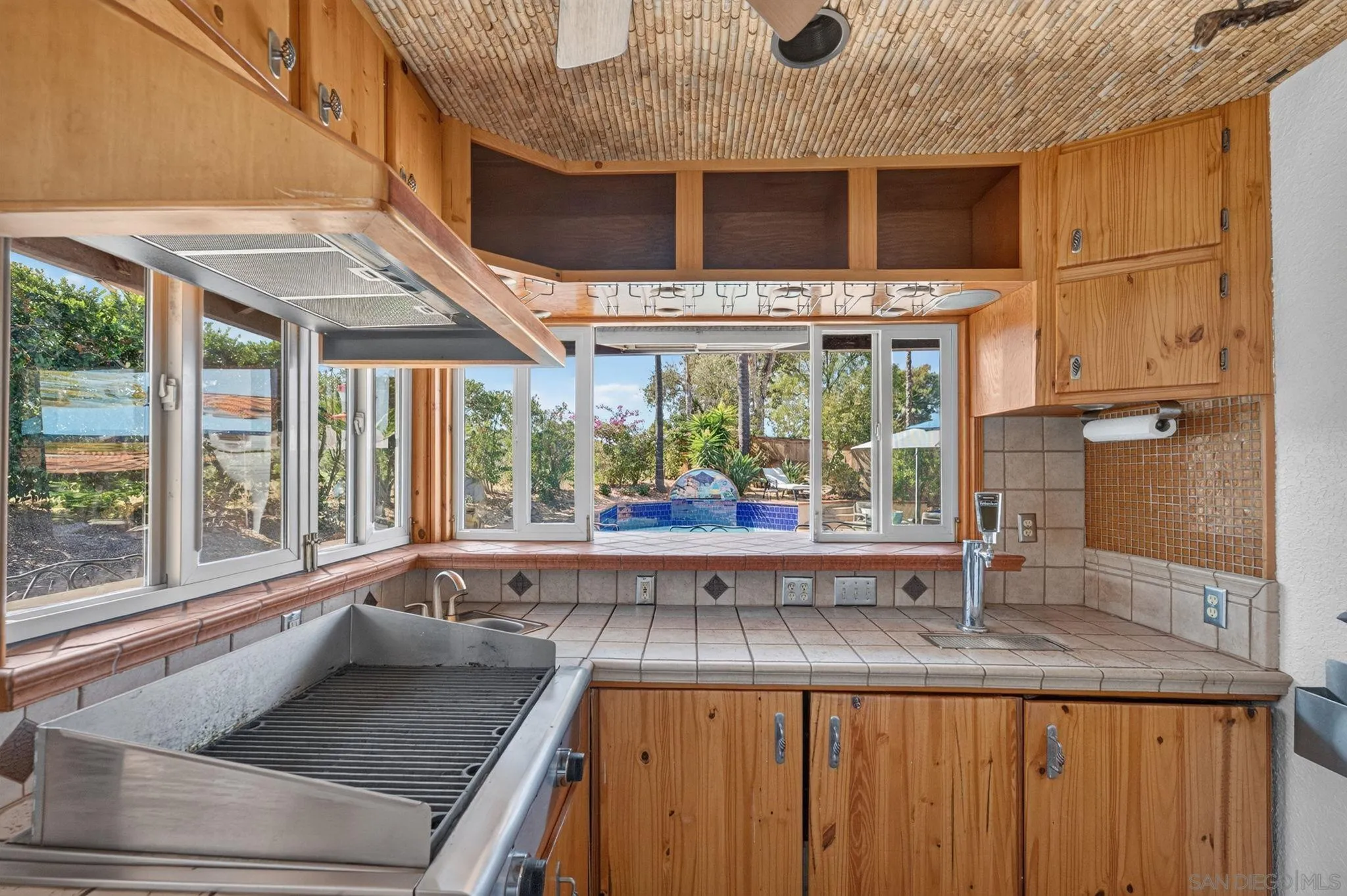 https://cdn.realtyfeed.com/cdn/127/260024340/add0480c39f104524638f9b2ce8b0d8d.webp