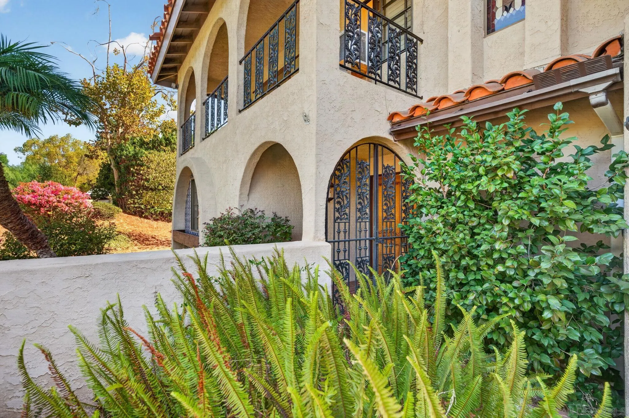 https://cdn.realtyfeed.com/cdn/127/260024340/b2893bc985700faf92d0e5e21486a805.webp