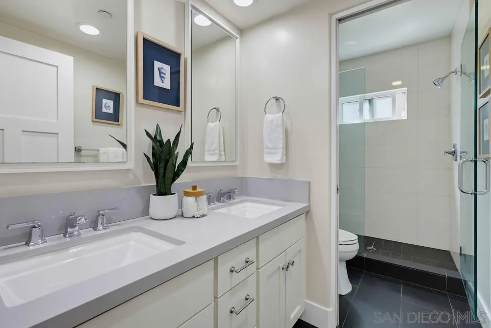 https://cdn.realtyfeed.com/cdn/127/260024343/21e352bcb484209eeb1d5d5f0cda0bbd.webp