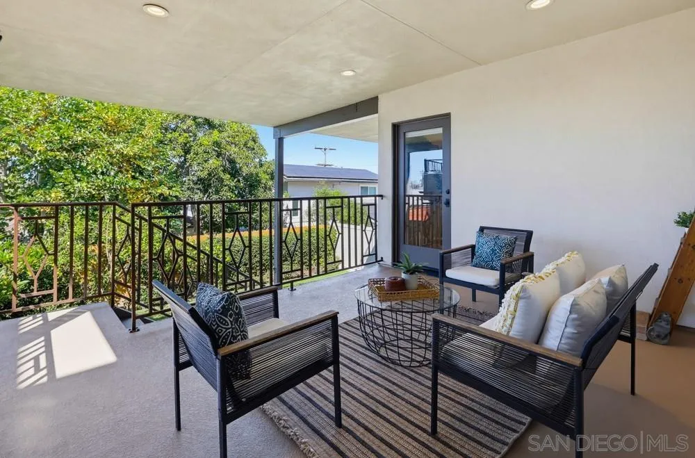 https://cdn.realtyfeed.com/cdn/127/260024343/51eb2f44ab8f93b9006a7a49b05dadd8.webp