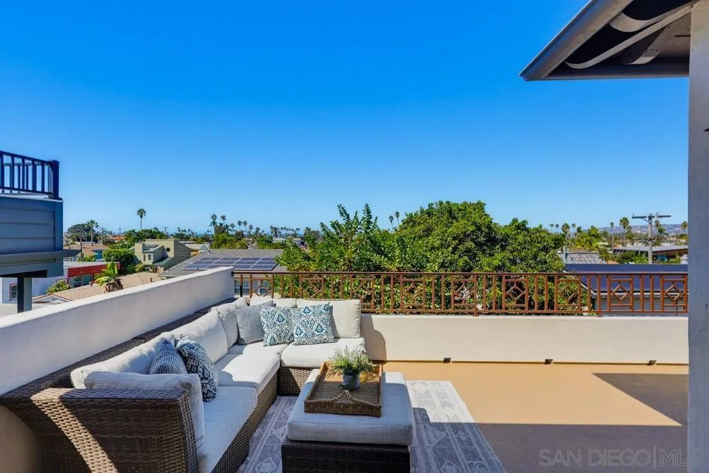 https://cdn.realtyfeed.com/cdn/127/260024343/71e7bd105ca60eb8e7acaa785408d176.webp