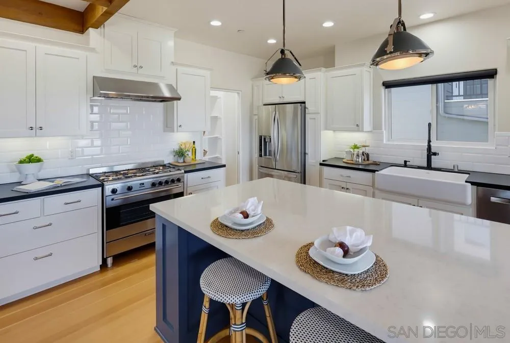 https://cdn.realtyfeed.com/cdn/127/260024343/9c2d334e684d208e9656a9b239ff3955.webp