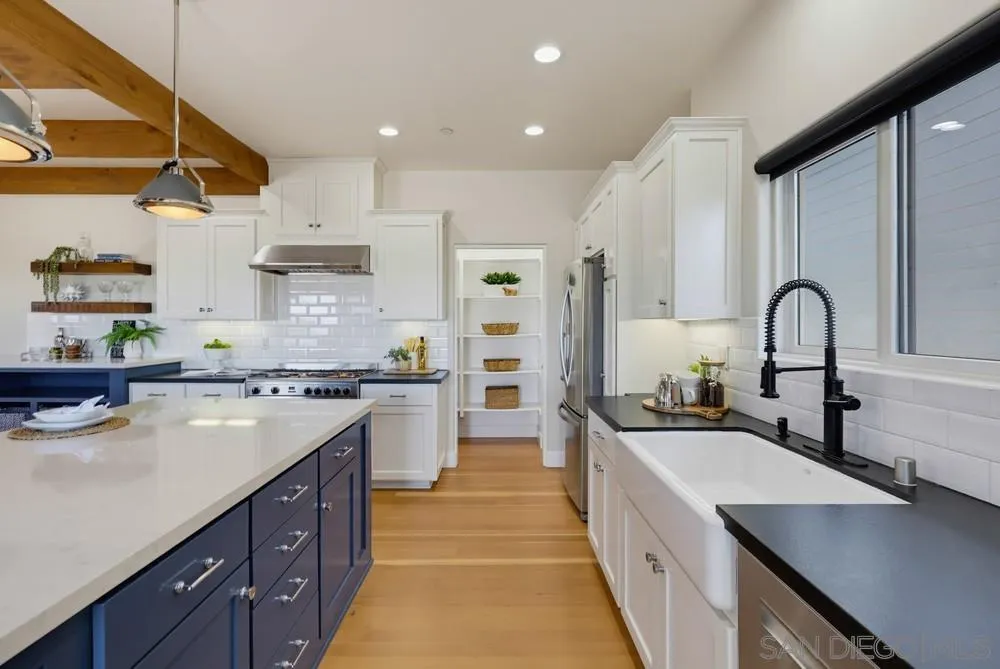 https://cdn.realtyfeed.com/cdn/127/260024343/b2e57d12df1d4d56b9fc3b81e58d2f57.webp