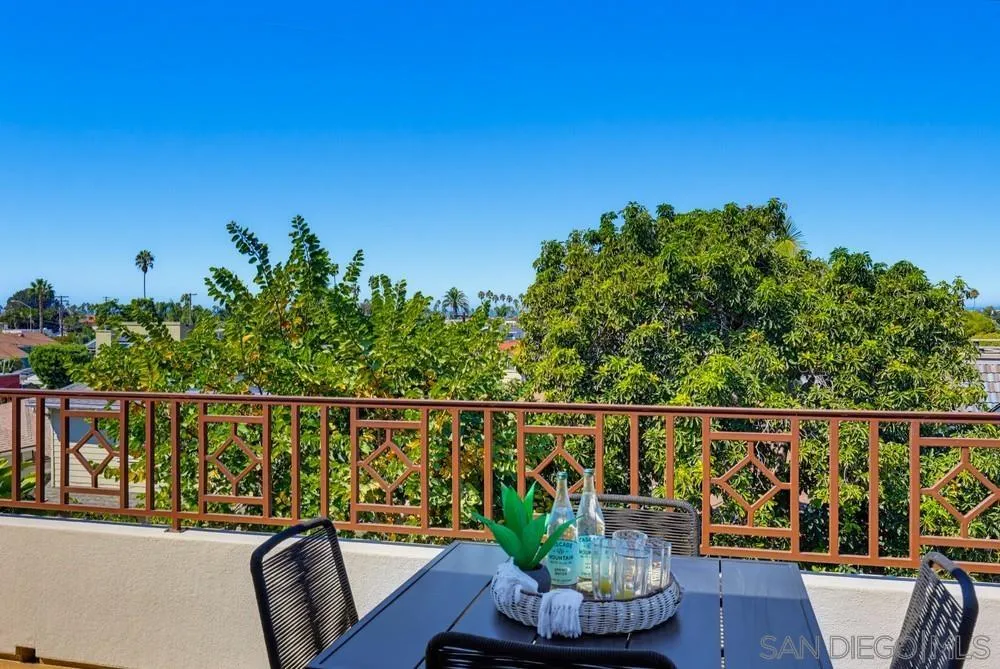 https://cdn.realtyfeed.com/cdn/127/260024343/e01ae051da22df08bab38fc08b1da4c8.webp