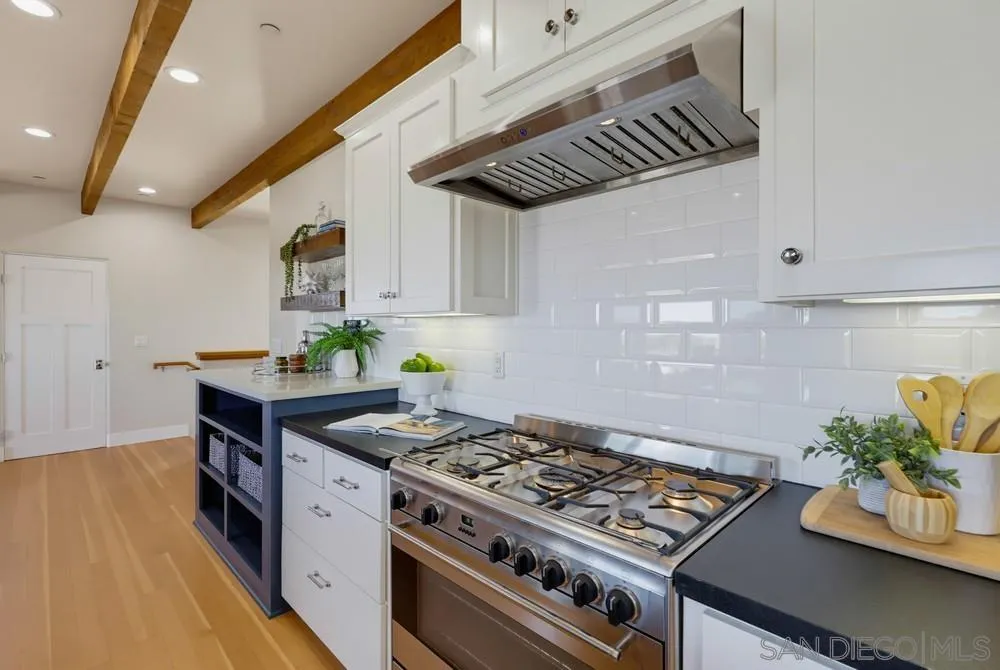 https://cdn.realtyfeed.com/cdn/127/260024343/e90431e3c94293e07427ce561635d544.webp