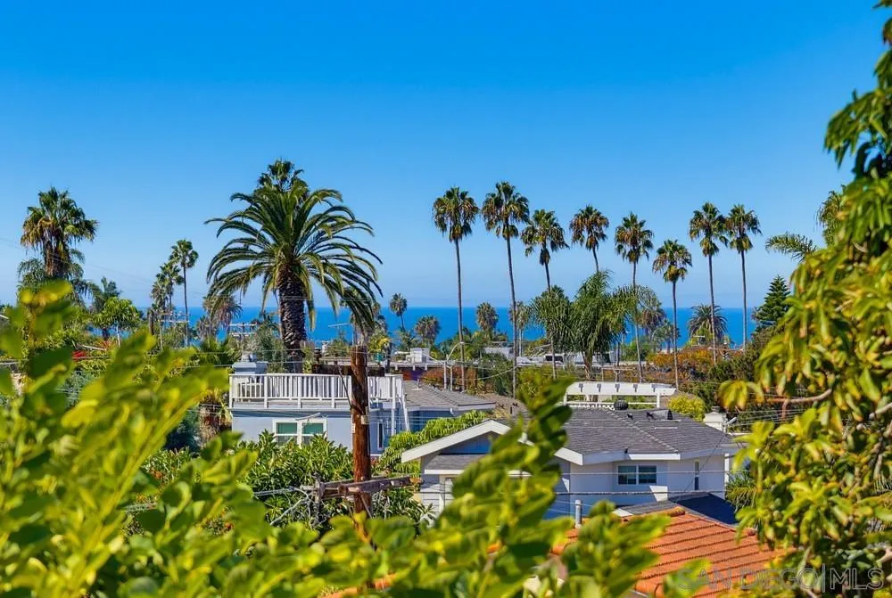 https://cdn.realtyfeed.com/cdn/127/260024343/f91f1a51ab68c89924b6f10c79325257.webp