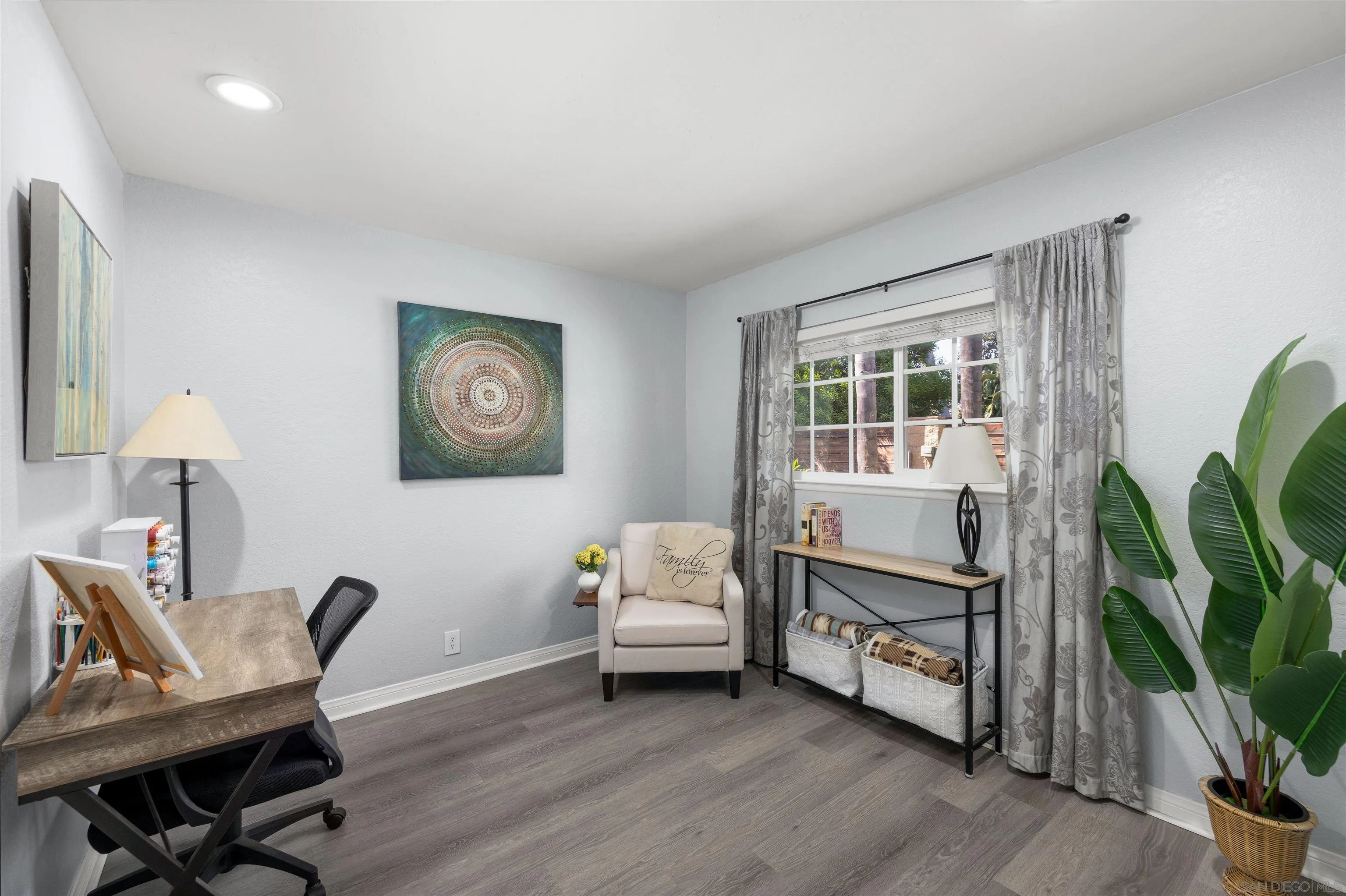https://cdn.realtyfeed.com/cdn/127/260024350/41d81c12c8b0826becdb4019796308f0.webp