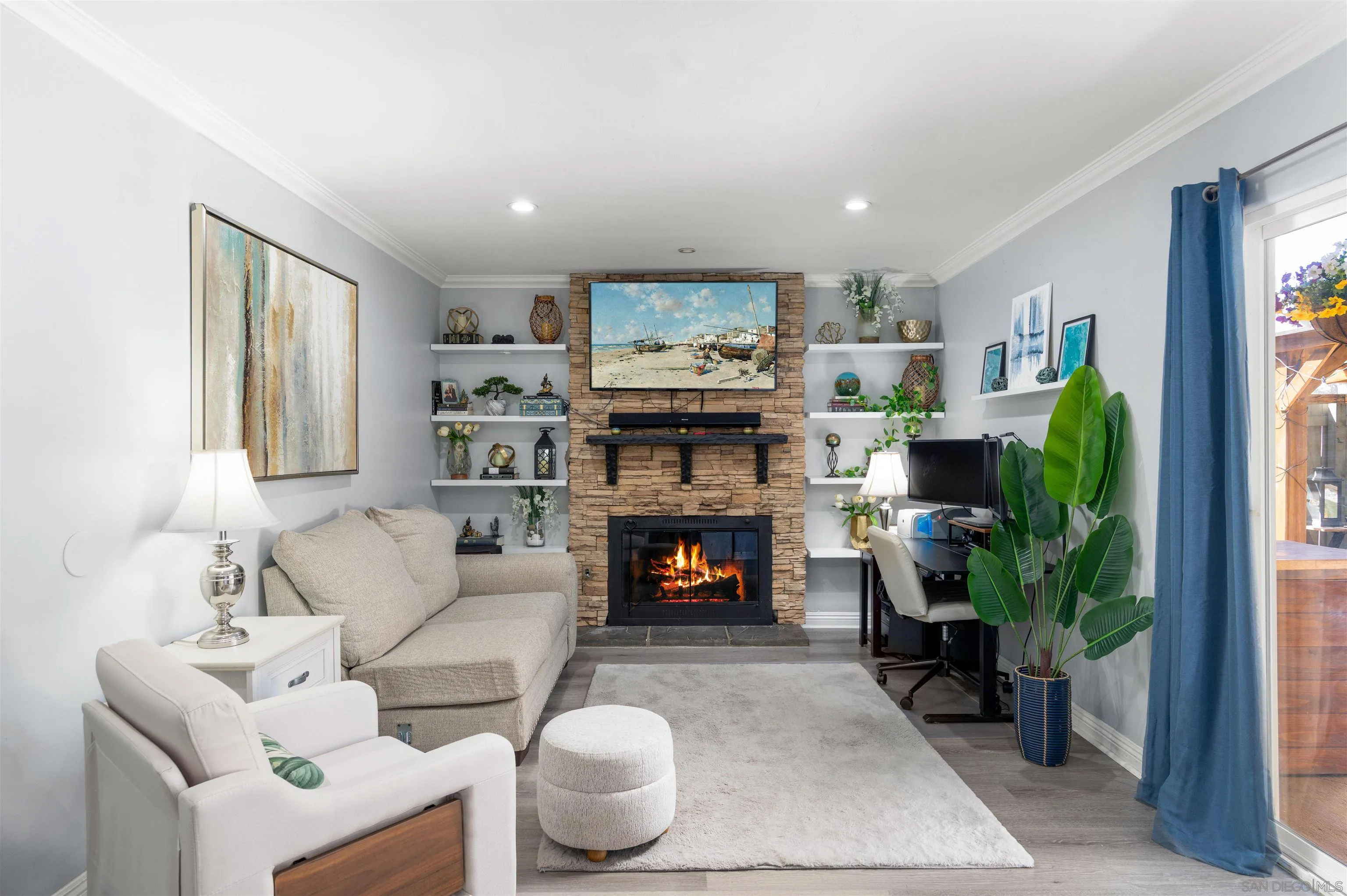 https://cdn.realtyfeed.com/cdn/127/260024350/ac8e8aa0c81f8a6b7a6a241da7e07c07.webp