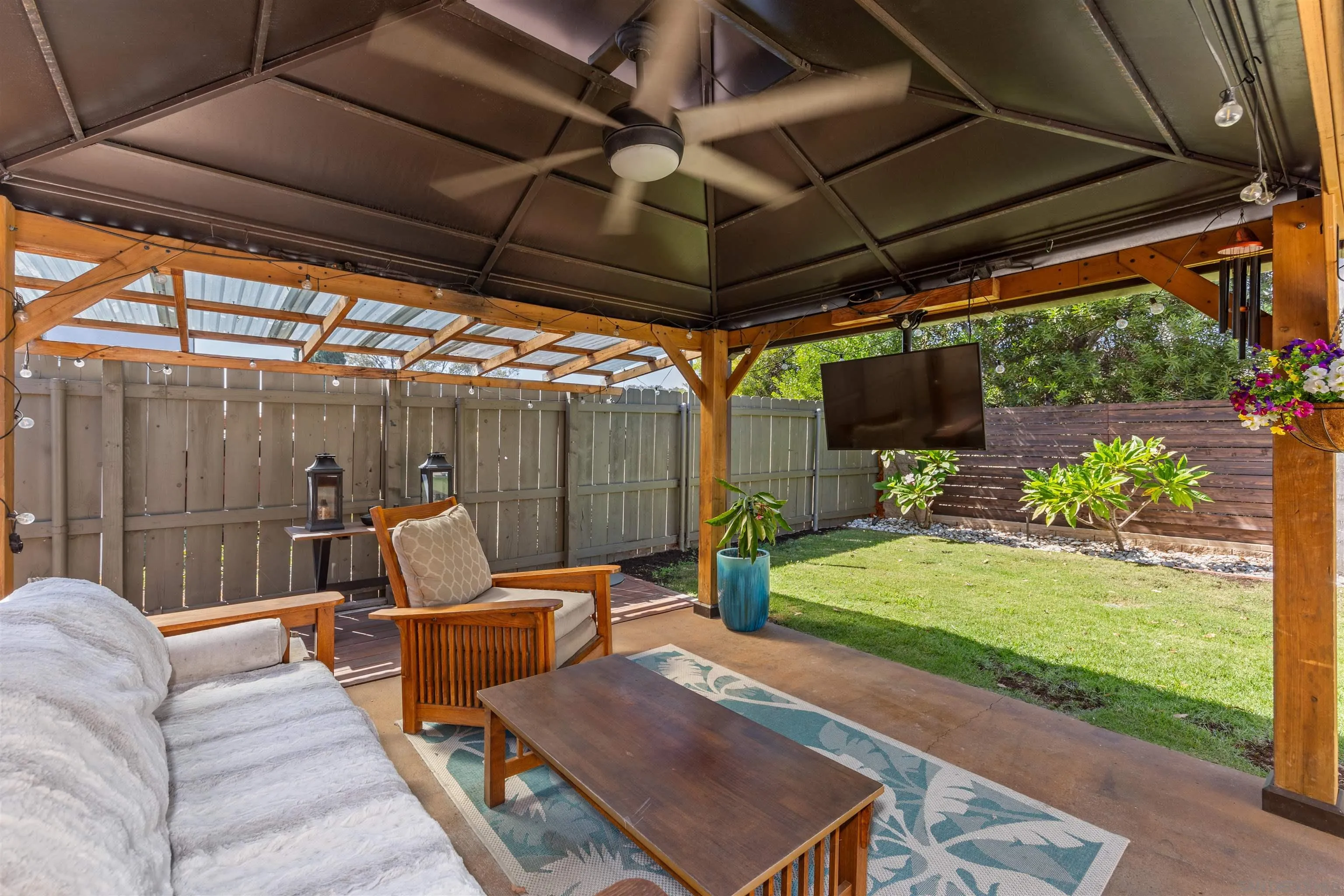https://cdn.realtyfeed.com/cdn/127/260024350/c6354cd8d6a282f6fa24cc5d2c86a31b.webp