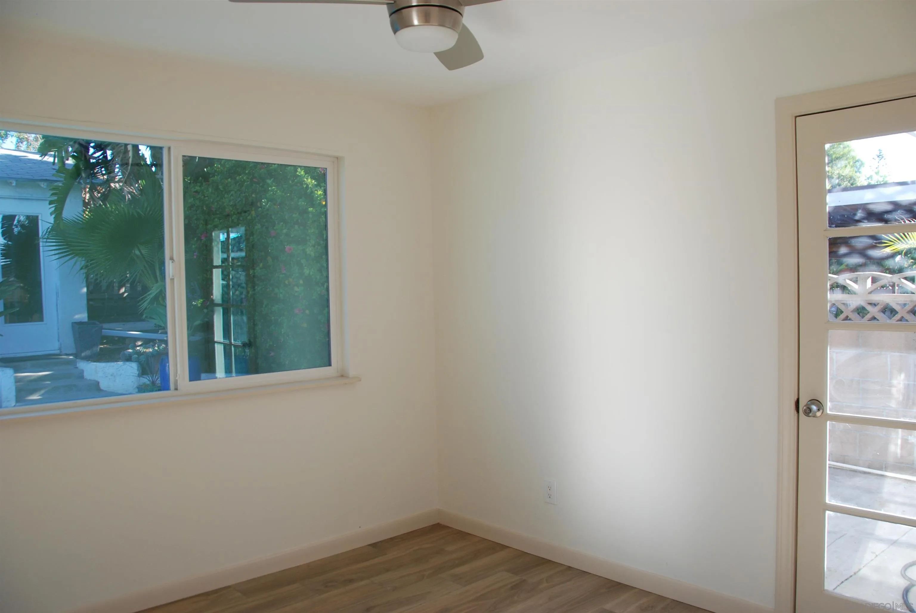https://cdn.realtyfeed.com/cdn/127/260024363/a31b22404c2dff417a132da47962b24c.webp