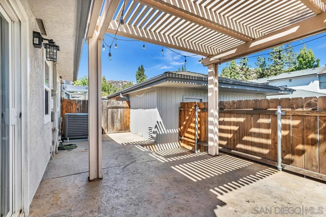 https://cdn.realtyfeed.com/cdn/127/260024371/9905f4ca9af9094a86b8456be369ee5b.webp