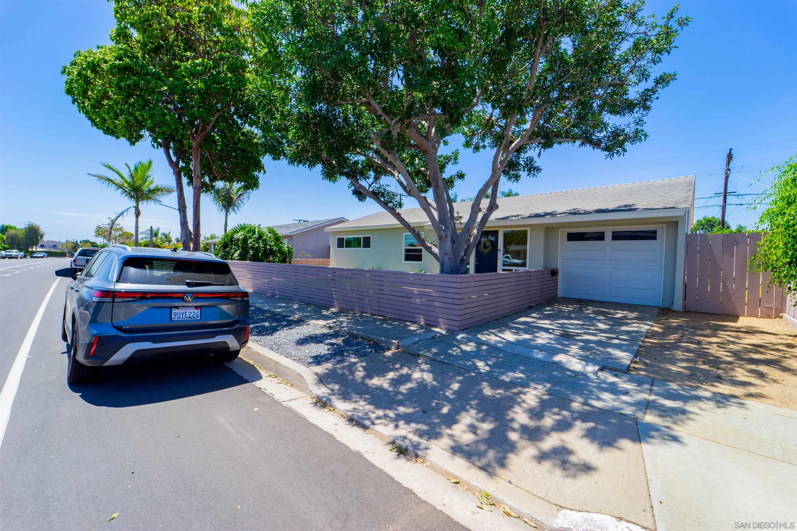 https://cdn.realtyfeed.com/cdn/127/260024372/68224f69045570284e5f3dea97d08a03.webp