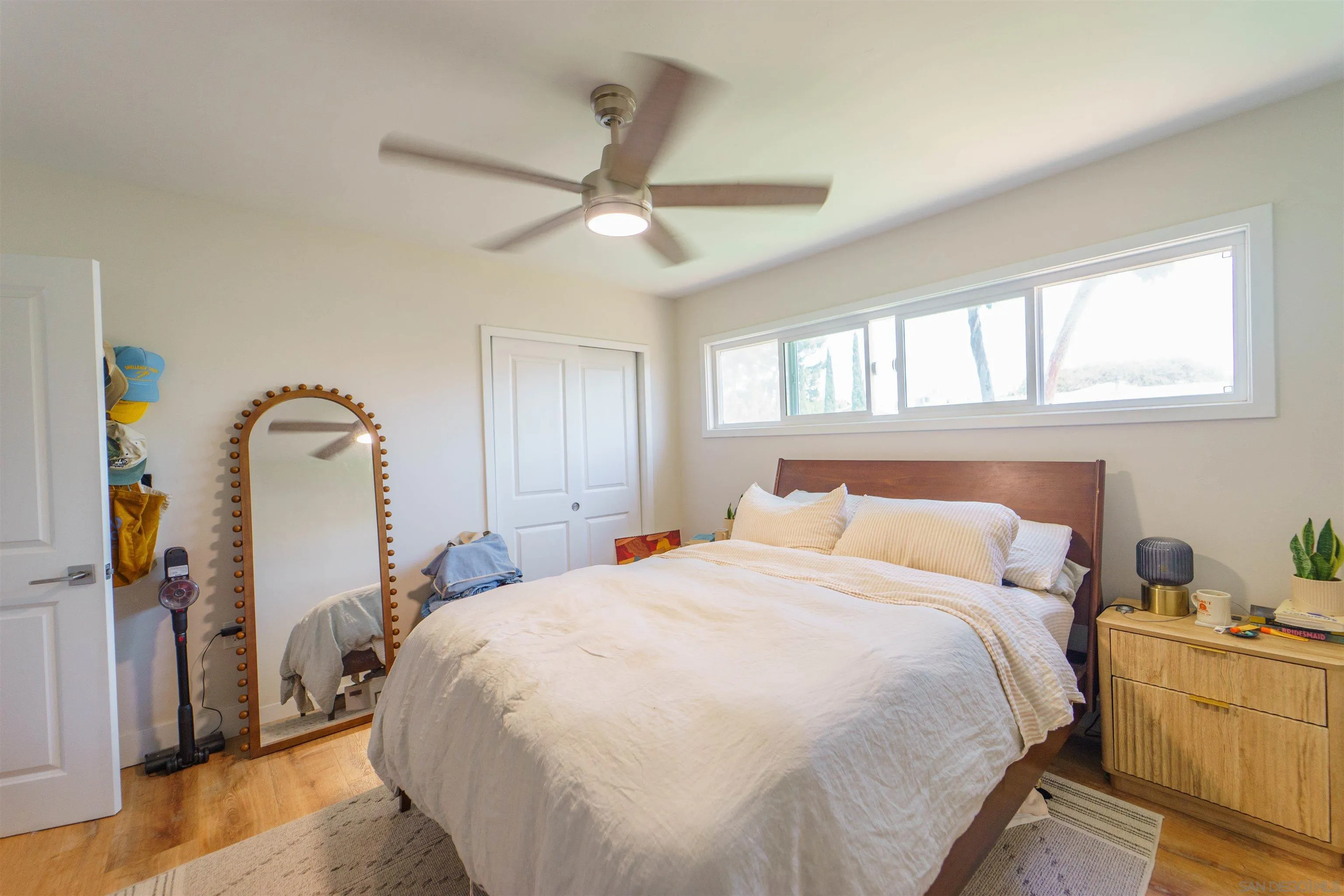 https://cdn.realtyfeed.com/cdn/127/260024372/7d35100774db1a0952a60d569268f0b3.webp