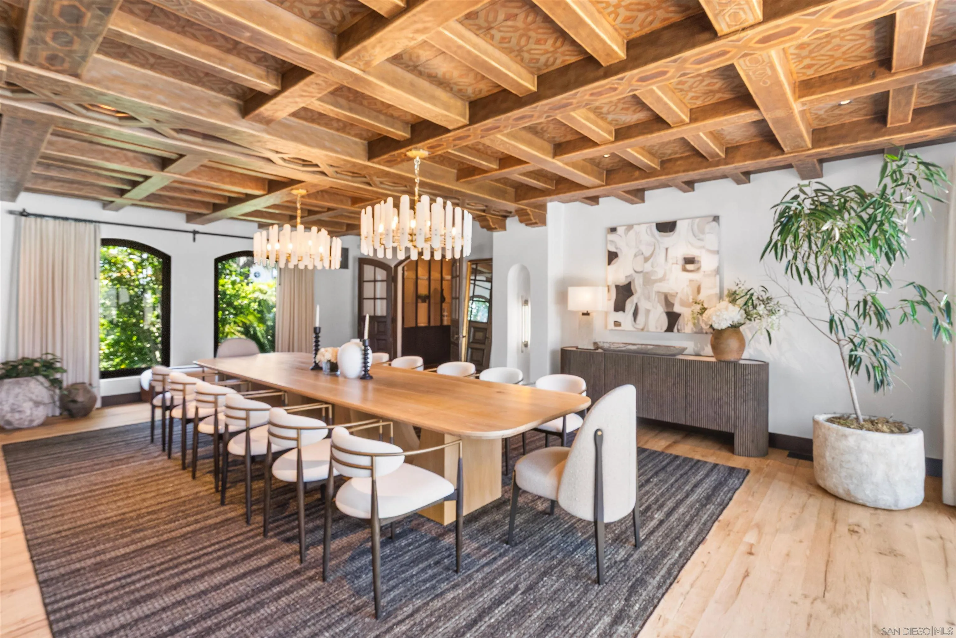 https://cdn.realtyfeed.com/cdn/127/260024374/479aefcb3dcdfbf83a374535e6c12343.webp