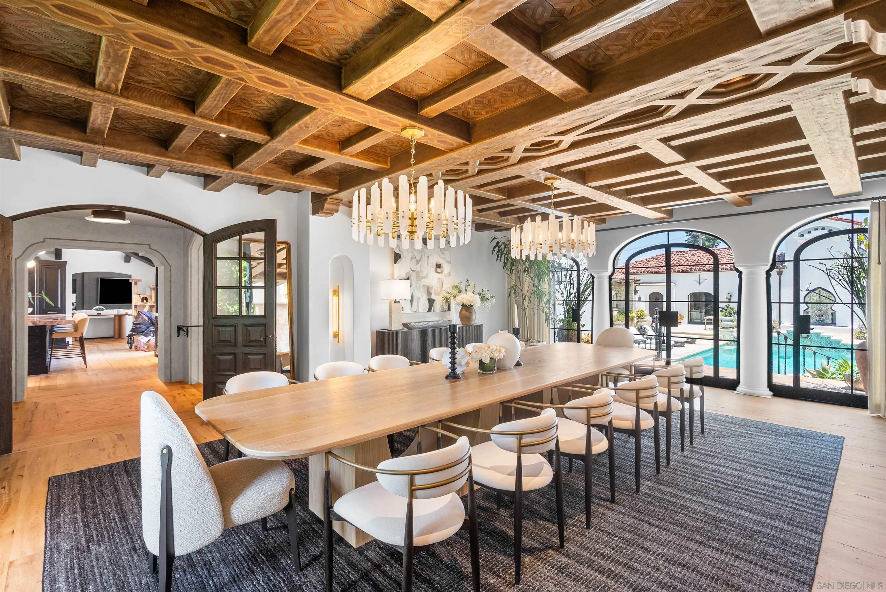 https://cdn.realtyfeed.com/cdn/127/260024374/945e3573a48aeb79341654fa2277e48e.webp