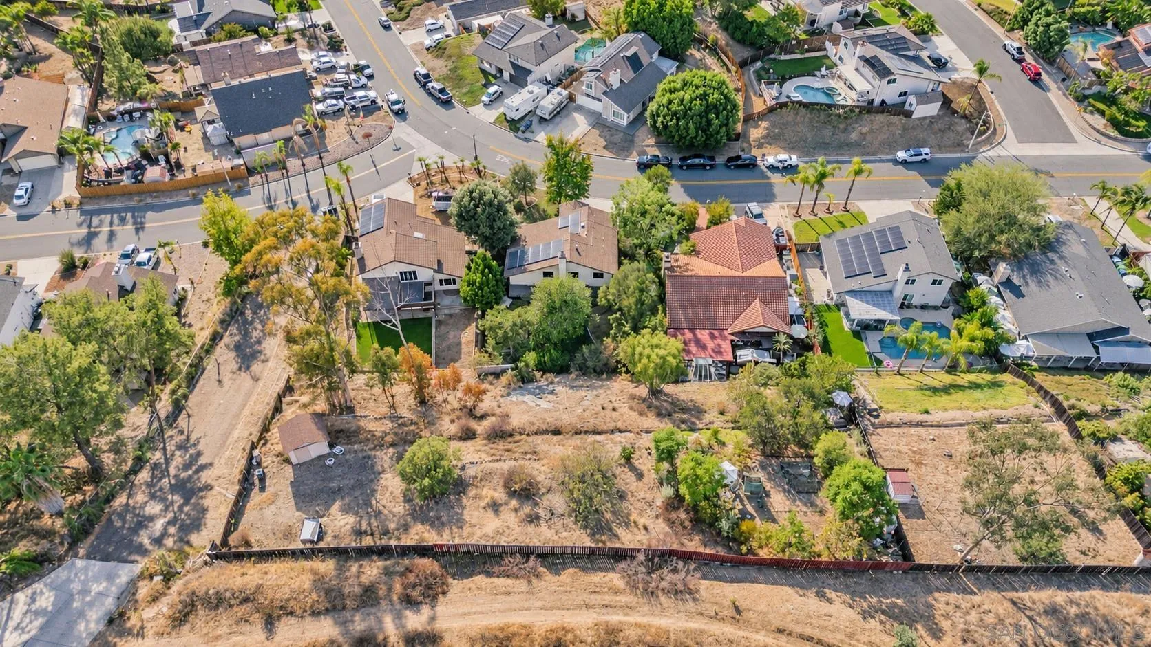 https://cdn.realtyfeed.com/cdn/127/260024375/08d4bfbdeb723eeb57a760d8ea49c2e8.webp