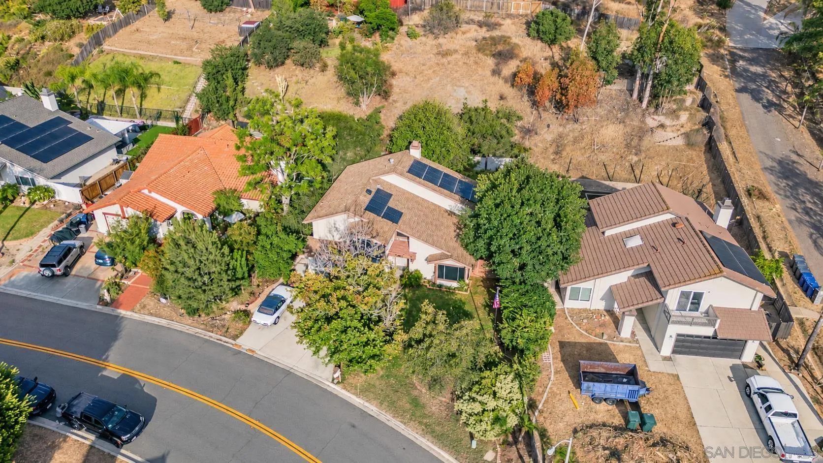 https://cdn.realtyfeed.com/cdn/127/260024375/62513d79bb193acb12a6969df4f00fc1.webp